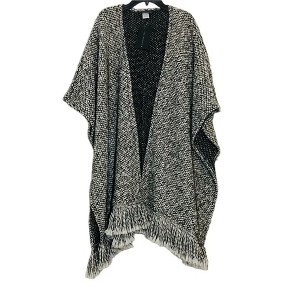 NWT Bryn Walker Women's Black & White Tweed Fringed Hemline Wrap Poncho size S - Picture 5 of 13